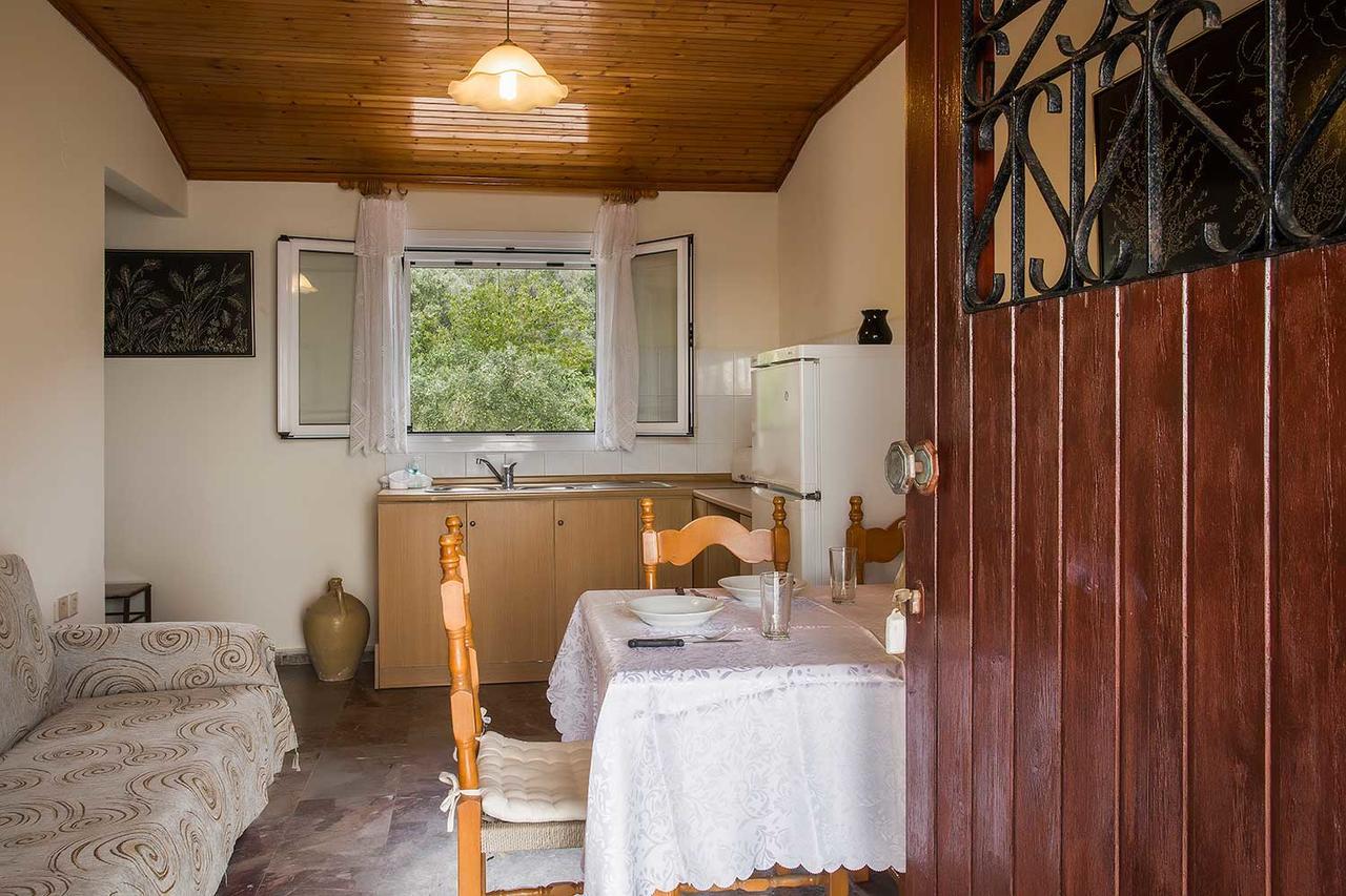 Areti Studios Paramonas  Exteriér fotografie