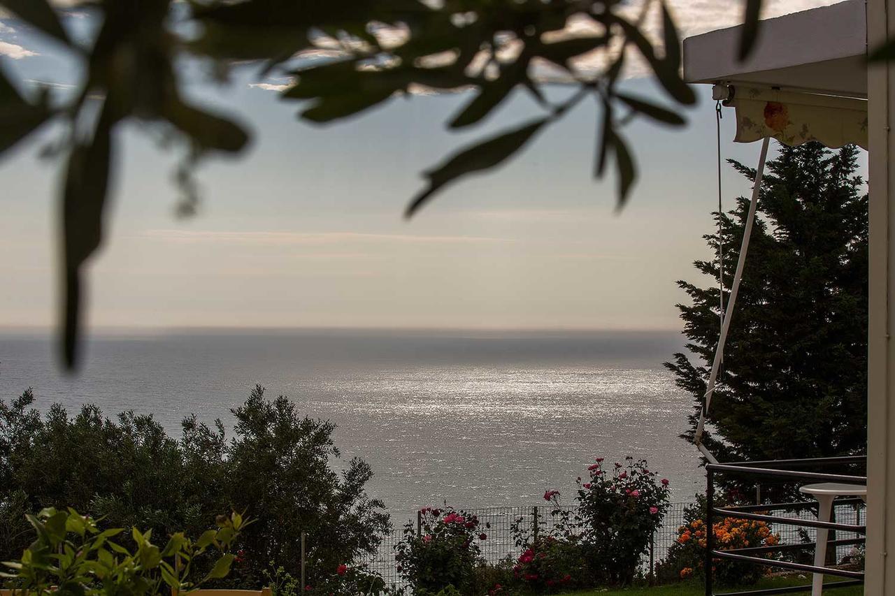Areti Studios Paramonas  Exteriér fotografie