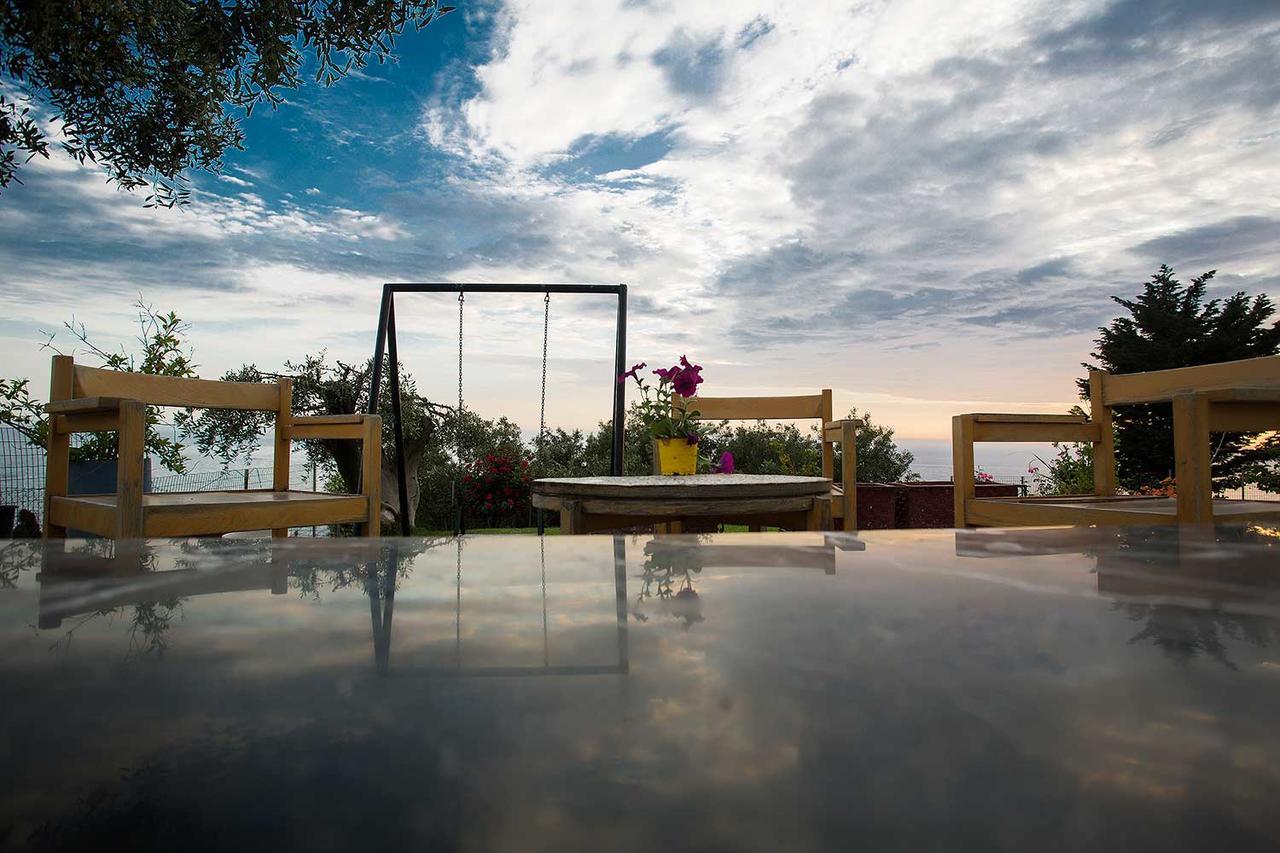 Areti Studios Paramonas  Exteriér fotografie